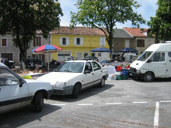 Maison jaune.