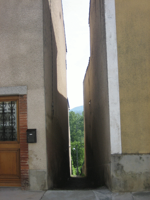 Chemin qui descend.