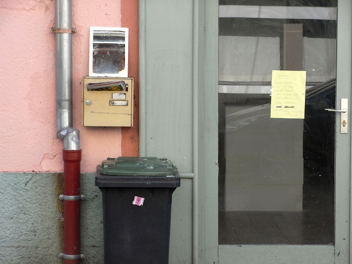 sculpture abandonn&eacute;e 845